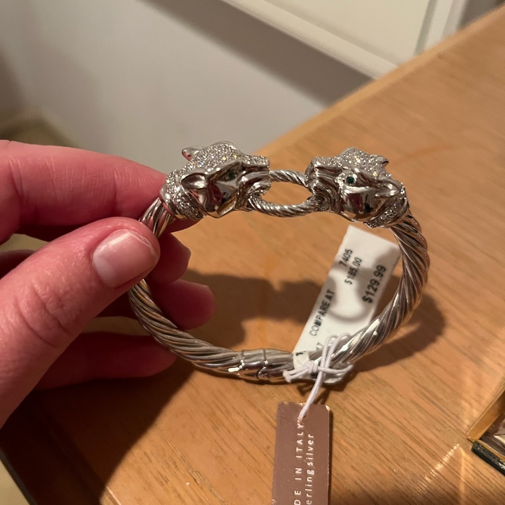 NWT Mia Fiore Bracelet
